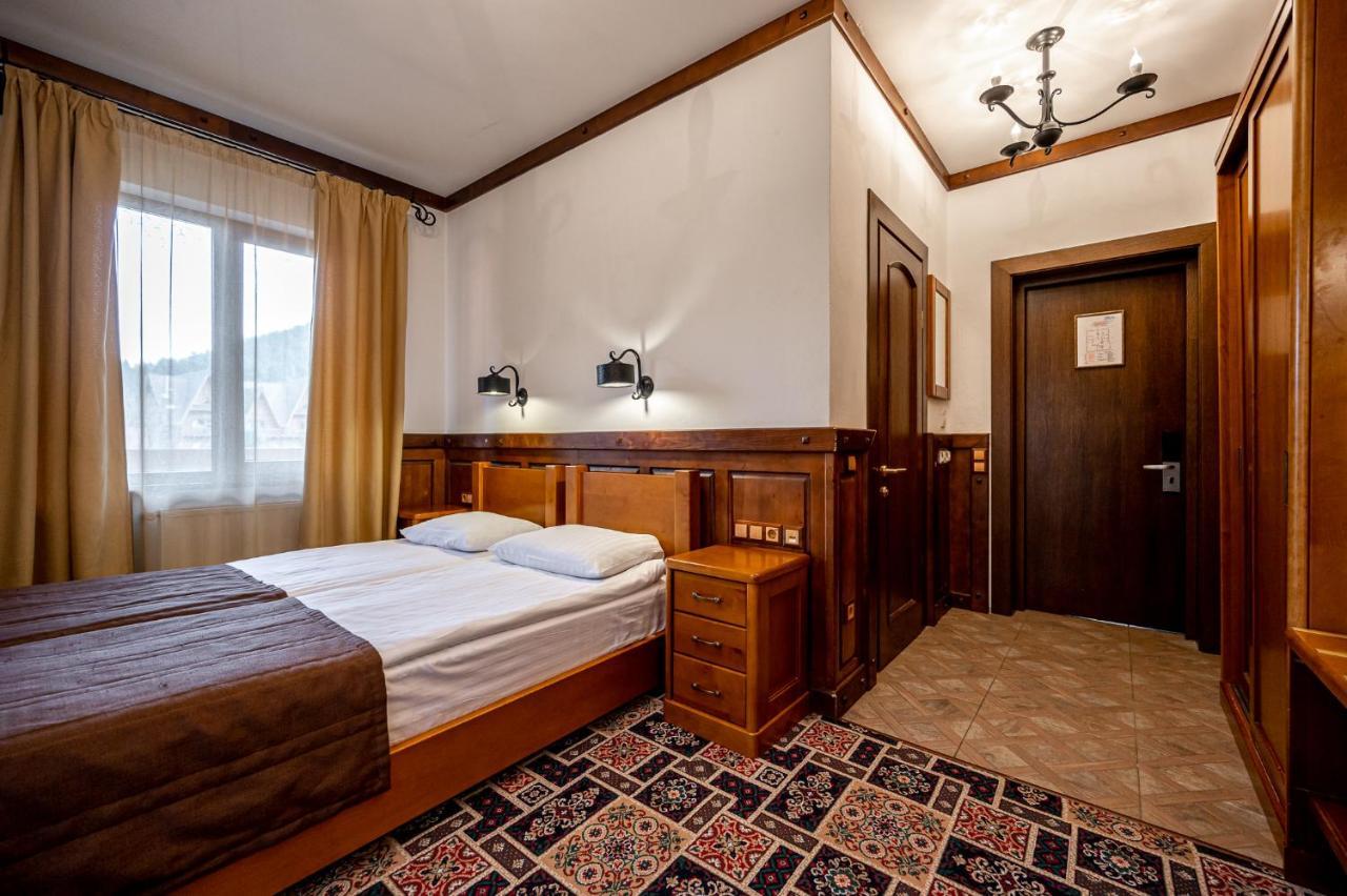 Hôtel Tatariv DeLuxe Extérieur photo