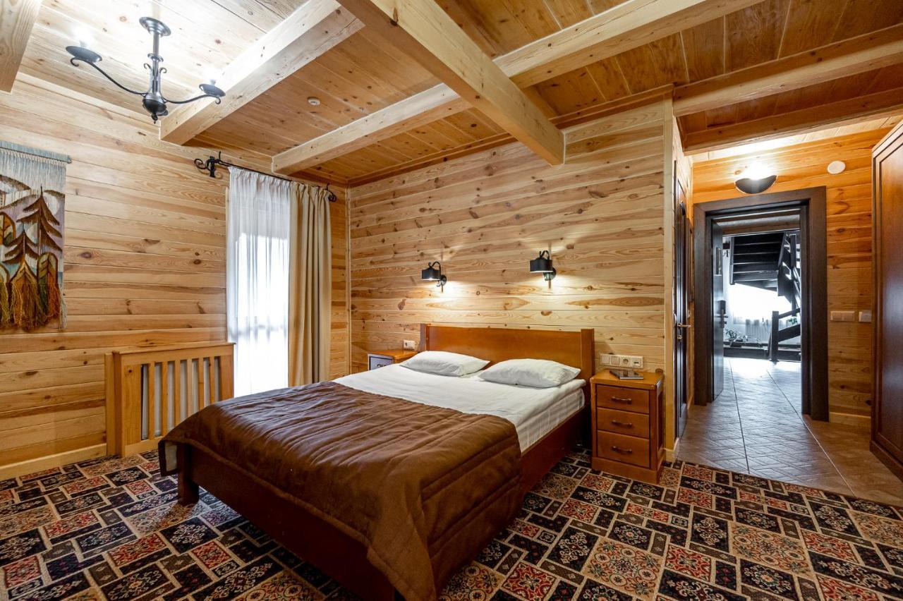Hôtel Tatariv DeLuxe Extérieur photo