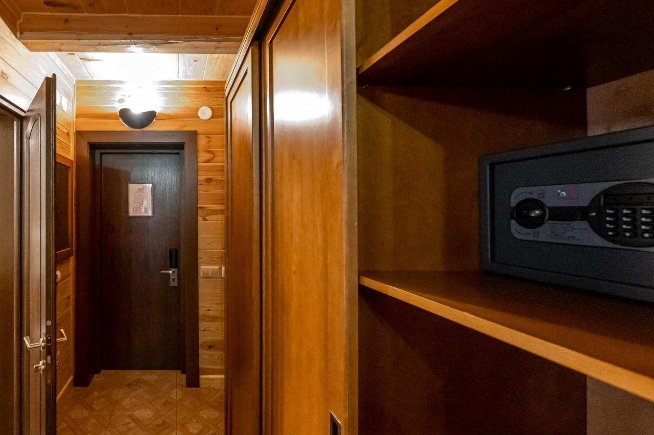 Hôtel Tatariv DeLuxe Extérieur photo